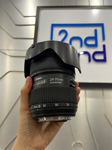Lens canon EF 24-70mm 1:2.8 L II USM - Màu đen - Ngoại hình: 97.5% - Trầy nhẹ kính trước - Body 1
