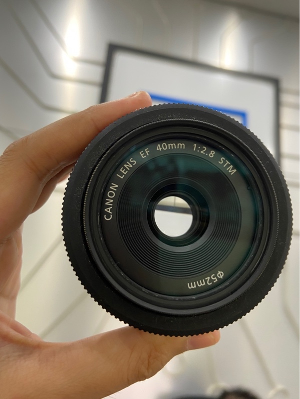 Lens Canon EF 40mm - 1:2.8 STM - Màu đen - Ngoại hình: 97% - Body