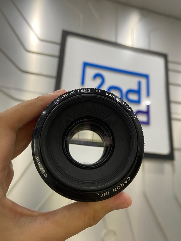 Lens Canon EF 50mm 1:1.8 2 - Màu đen - Ngoại hình: 98% - Body