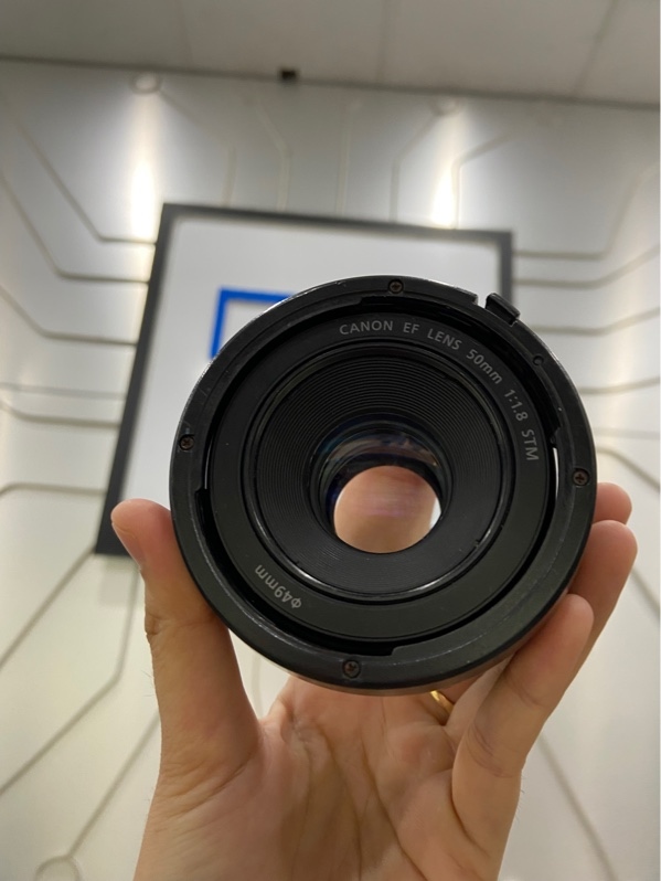 Lens Canon EF 50mm 1:1.8 STM - Màu đen - Ngoại hình: 97% - Bụi trong, mốc nhẹ - Body