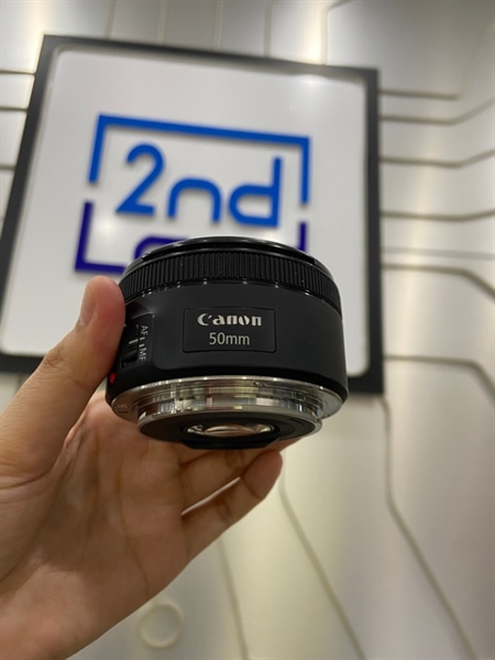 Lens Canon EF 50mm 1:1.8 STM - Màu đen - Ngoại hình: 98% - Bụi trong + mốc nhẹ - Body 1