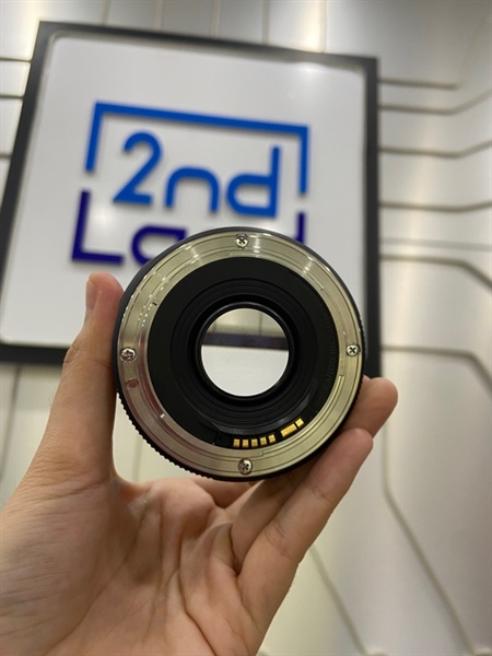 Lens Canon EF 50mm 1:1.8 STM - Màu đen - Ngoại hình: 98% - Bụi trong + mốc nhẹ - Body 2