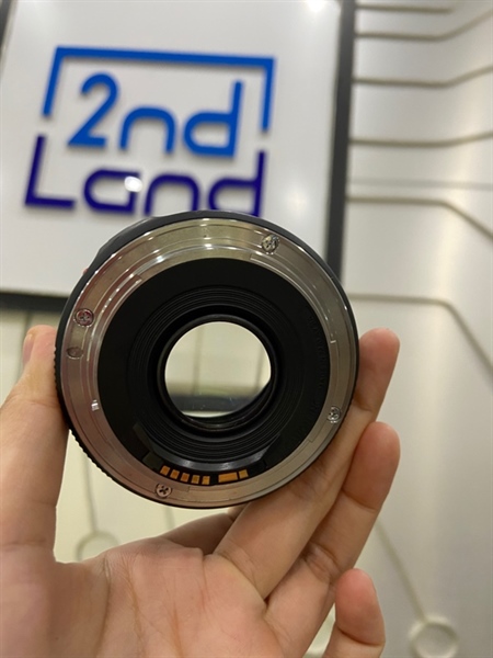 Lens Canon EF 50mm 1:1.8 STM - Màu đen - Ngoại hình: 98% - Bụi trong nhẹ - Body 2