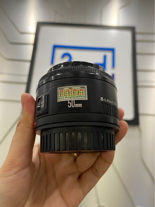 Lens Canon EF 50mm f/1.8 II - Màu đen - Ngoại hình: 97% - Xước - Body
