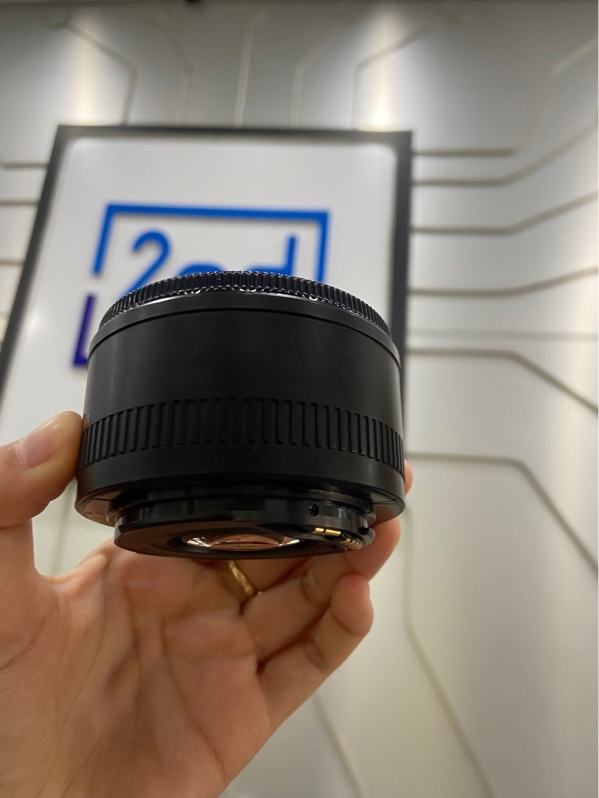 Lens Canon EF 50mm f/1.8 II - Màu đen - Ngoại hình: 98% - Body