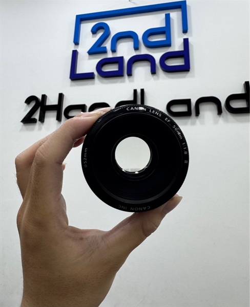 Lens Canon EF 50mm F/1.8 II - Màu đen - Ngoại hình 98% - Kèm 2 nắp đậy