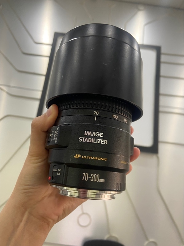 Lens Canon EF 70-300mm 1:4-5.6 IS STM - Màu đen - Ngoại hình: 98% - Body