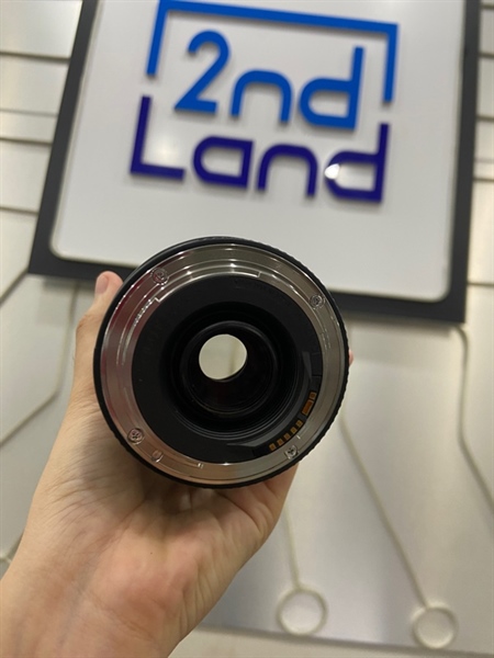 Lens Canon EF 75-300mm 1:4-5.6 - Màu đen - Ngoại hình: 98% - Mốc nhẹ - Body 2