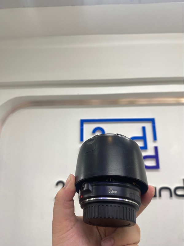 Lens Canon EF 85mm f/1.8 - Màu đen - Ngoại hình 98% - Bụi trong nhẹ - Body