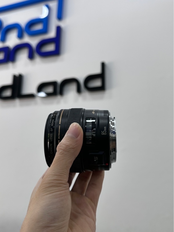 Lens Canon EF 85mm F/1.8 USM - Màu đen - Ngoại hình 97% - Body