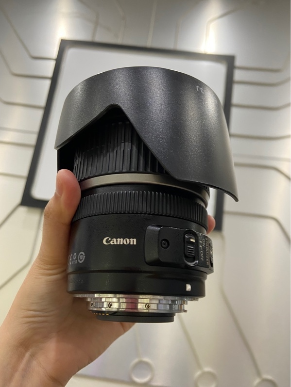 Lens Canon EF-S 17-55mm f/2.8 IS USM - Màu đen - Ngoại hình: 97% - Kèm 2 nắp