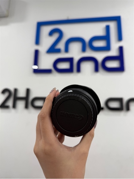 Lens canon EF-S 18-135mm 1:3.5-5.6 IS - Màu đen - Ngoại hình 97% - Lens bụi trong , lỏng nhẹ phần chống rung - Kèm 1 filter 2