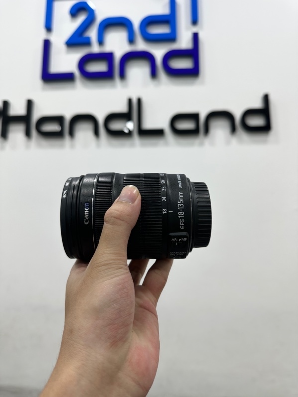 Lens Canon EF-S 18-135mm 1:3.5-5.6 IS STM - Màu đen - Ngoại hình 97% - Bụi trong nhẹ - Body