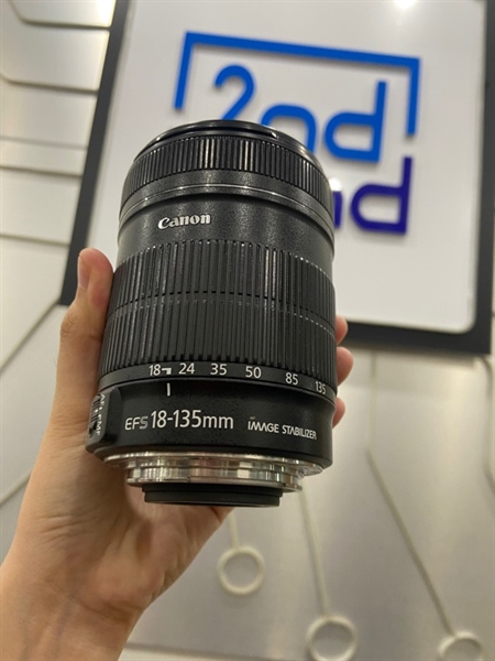 Lens Canon EF-S 18-135mm - Marco 0.45/1.5FT 1:3.5-5.6 IS - Màu đen - Ngoại hình: 98% - Bụi mốc nhẹ - Body 1