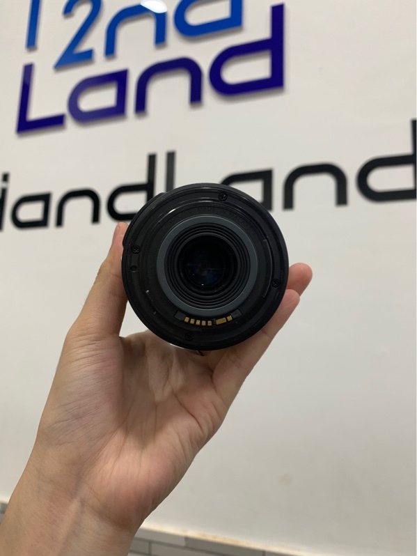 Lens Canon EF-S 55-250mm - F/4-5.6 IS - Màu đen - Ngoại hình: 97% - Body