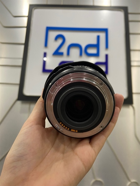 Lens Canon EFS 17-85mm 1:4-5.6 IS USM - Màu đen - Ngoại hình: 97% - Bụi trong nhẹ, nứt kính thước đo - Body 2