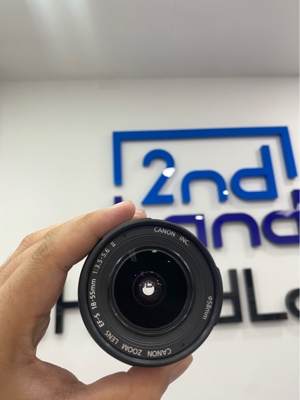 Lens Canon EFS 18- 55mm f3.5-5.6 II - Màu đen - Ngoại hình: 97.5% - Body