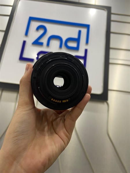 Lens Canon EFS 18-55mm - Macro 0.25m/0.8ft 1:3.5-5.6 IS 2 - Màu đen - Ngoại hình: 98% - Bụi nhẹ - Body 2