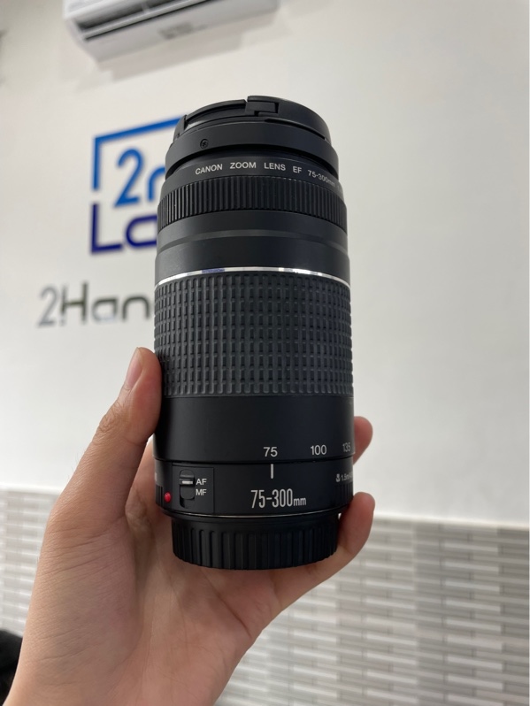 Lens Canon Zoom EF 75-300mm - 1:4-5.6 III - Màu đen - Ngoại hình: 98% - Body