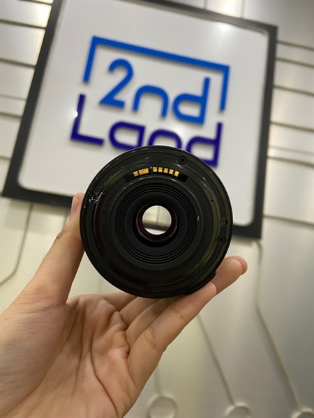 Lens Canon Zoom EF-S 18-55mm 1:3.5-5.6 III - Màu đen - Ngoại hình: 97% - Body 2