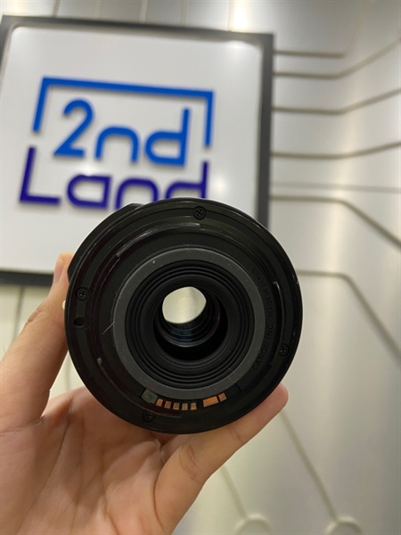 Lens Canon Zoom EF-S 18-55mm 1:3.5-5.6 IS - Màu đen - Ngoại hình: 97% - Bụi trong, lấy nét chậm - Body - không bảo hành 2