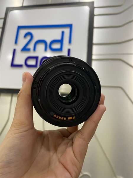 Lens Canon Zoom EF-S 18-55mm 1:3.5-5.6 IS STM - Màu đen - Ngoại hình: 98% - Body 2