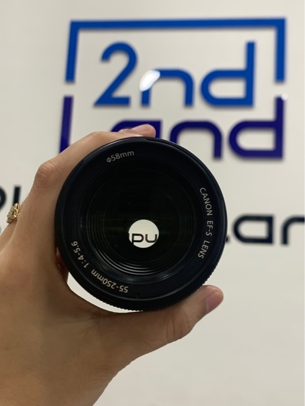 Lens Canon zoom ef-s 55-250mm - Màu đen - Ngoại hình: 97% - Bụi trong nhẹ - Body