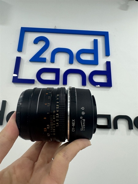 Lens Carl Zeiss 50mm f/1.4 planar Ngàm Nex - Màu đen - Ngoại hình 98% - Body