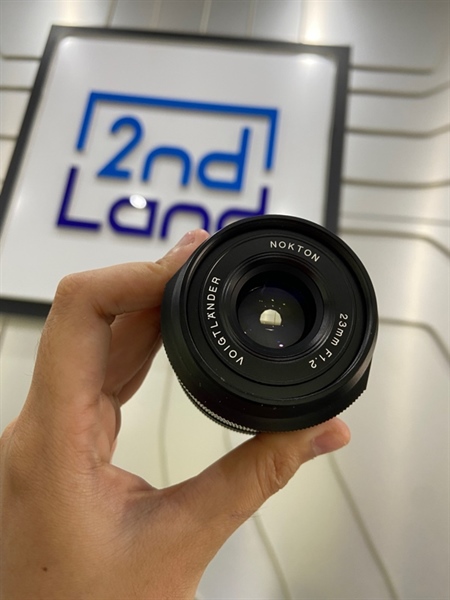 Lens Fujifilm Voigalander Nokton - 23mm F1.2 - Màu đen - Ngoại hình: 98% - FullBox 1