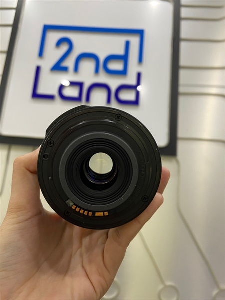 Lens Kit Canon 18-55mm 1:3.5-5.6 IS - Màu đen - Ngoại hình: 98% - Body 2