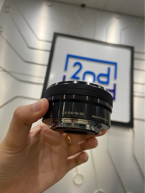 Lens Kit Sony 3.5-5.6/PZ 16-50mm OSS - Màu đen - Ngoại hình: 97% - Body
