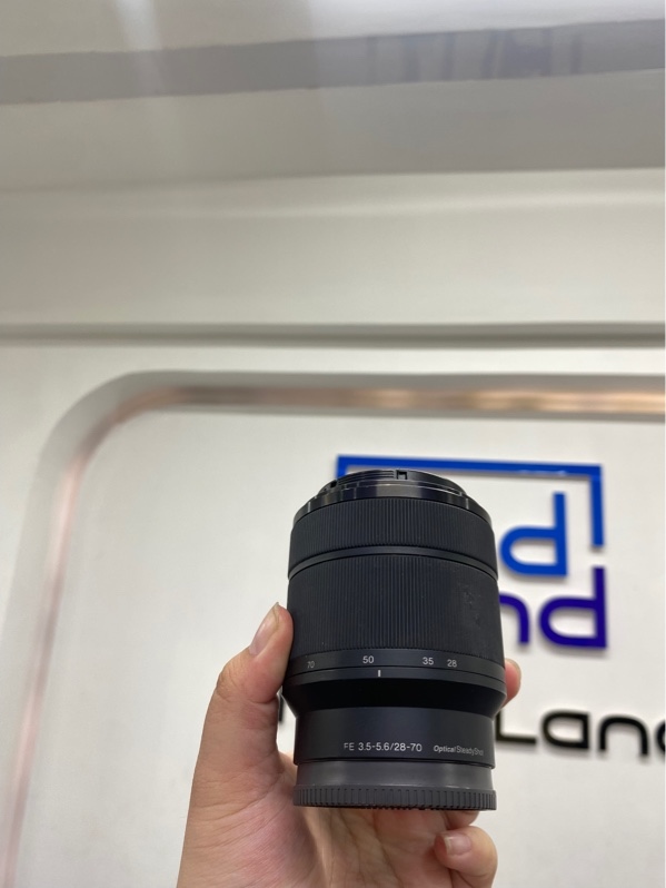 Lens kit Sony FE 28-70mm F3.5-5.6 OSS - Màu đen - Ngoại hình 97% - Body