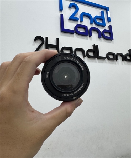 Lens kits Sony E PZ 16-50mm F3.5-5.6 OSS - Màu đen - Ngoại hình 98% - Bụi trong nhẹ - Body