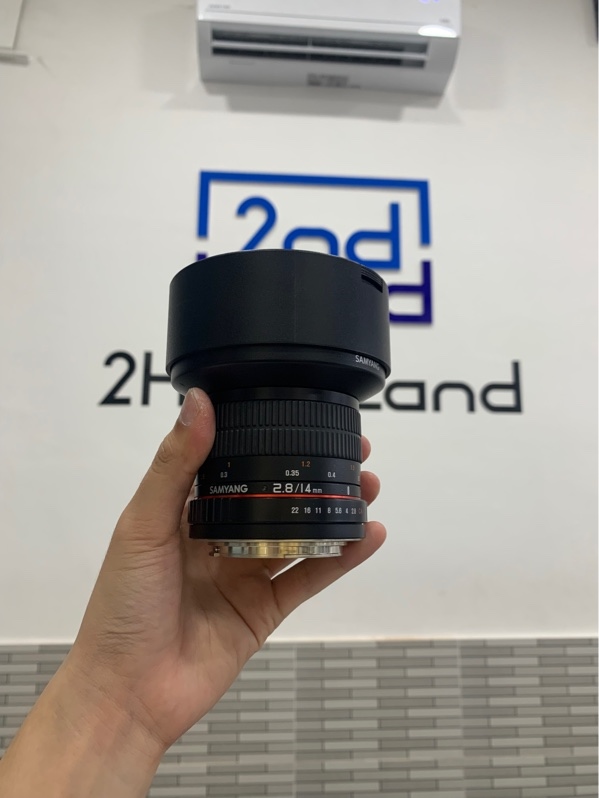 Lens mắt cá SAMYANG 14mm - F/2.8 - For CANON EF - Màu đen - Ngoại hình: 98% - Thiếu nắp che lens - Body