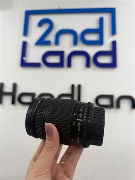 Lens Nikon AF 28-80mm f3.5-5.6D - Màu đen - Ngoại hình 97% - Trầy , bụi mốc , rễ tre - Body 1