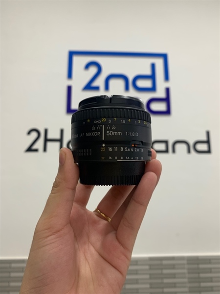 Lens Nikon AF 50mm 1:1.8D - Màu đen - Ngoại hình: 98% - Xước kính - Body