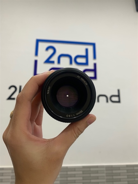 Lens Nikon AF 50mm 1:1.8D - Màu đen - Ngoại hình: 98% - Xước kính - Body 2