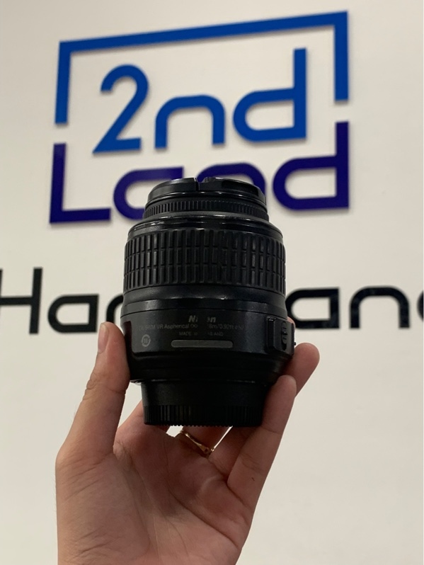 Lens Nikon AF-S DX Nikkon 18-55mm - F3.5-5.6G VR - Màu đen - Ngoại hình: 98% - Body