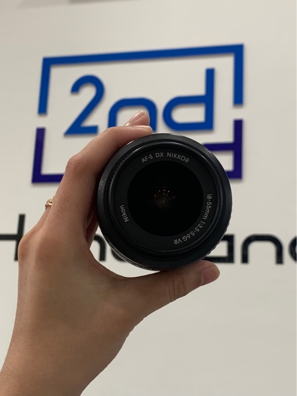 Lens Nikon AF-S DX Nikkon 18-55mm - F3.5-5.6G VR - Màu đen - Ngoại hình: 98% - Body