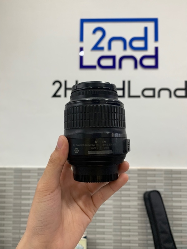 Lens Nikon AF-S DX Nikkor 18-55mm 1:3.5-5.6G VR - Màu trắng - Ngoại hình: 98% - Body