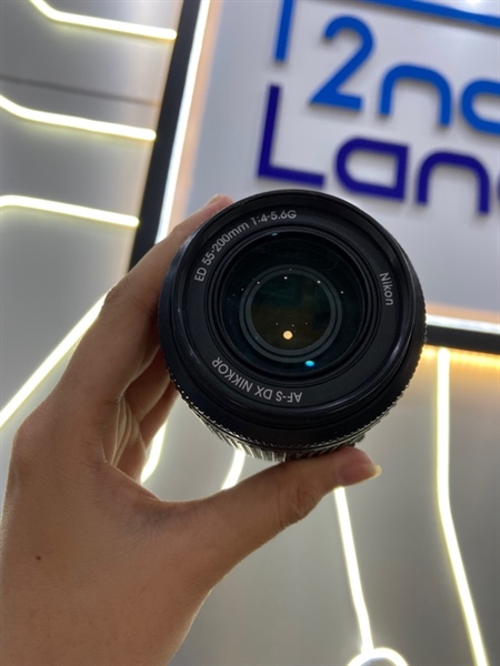 Lens Nikon AF-S DX Nikkor ED 55-200mm 1:4-5.6G - Màu đen - Ngoại hình: 98% - Bụi trong nhẹ - Body