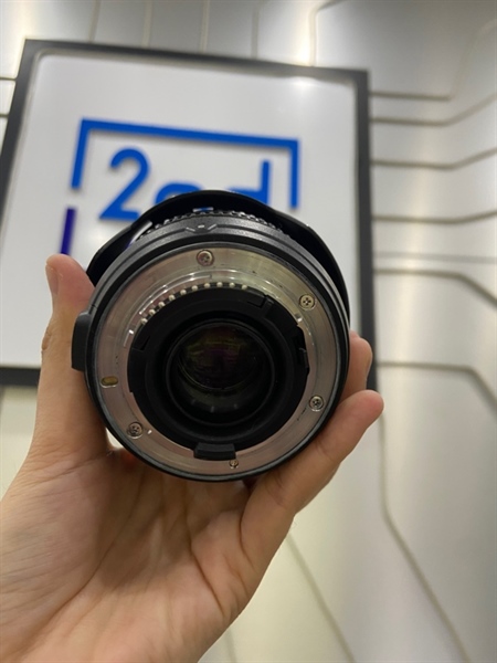 Lens Nikon AF-S Nikkor 18-70mm 1:3.5-4.5 G - Màu đen - Ngoại hình: 98% - Body 2