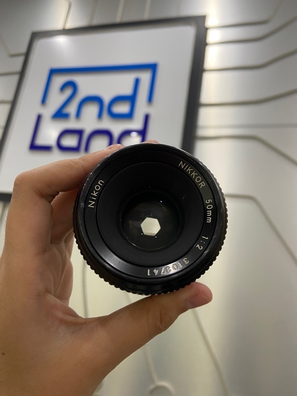 Lens Nikon Nikkor 50mm f/2 - Màu đen - Ngoại hình: 97% - Mốc không ảnh hưởng - Body