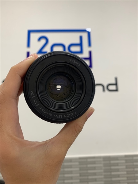 Lens RF 50mm - F.18 STM - Màu đen - Ngoại hình: 98% - Box 2