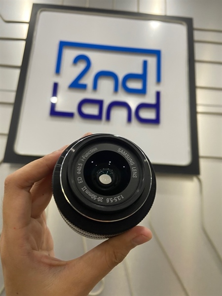 Lens Samsung 1:3.5-5.6 20-50mm II - Màu đen - Ngoại hình: 98% - Body