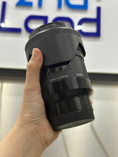 Lens Sigma For Sony 35mm 1:1.4 DG - Ngoại hình: 98% - bụi nhẹ