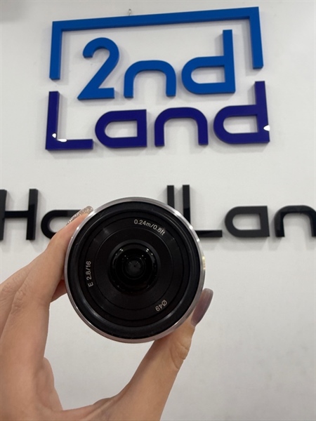 Lens Sony 2.8/16 0.24m/0.8ft - Màu bạc - Ngoại hình 98% - Body