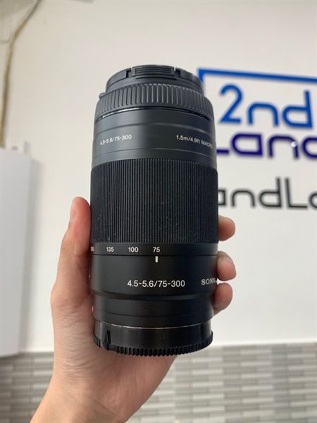 Lens Sony cho Sony ngàm A - 75-300mm - F/4.5-5.6 - Màu đen - Ngoại hình: 98% - Trầy kính nhẹ - Body
