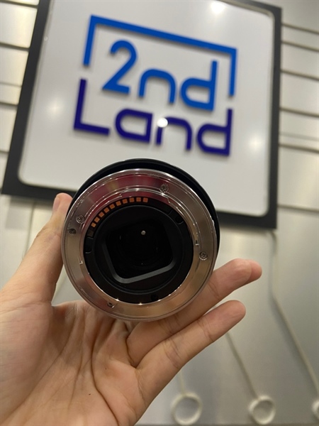 Lens Sony E 18/50 OSS - Màu bạc - Ngoại hình: 98% - Mốc nhẹ - Body 2