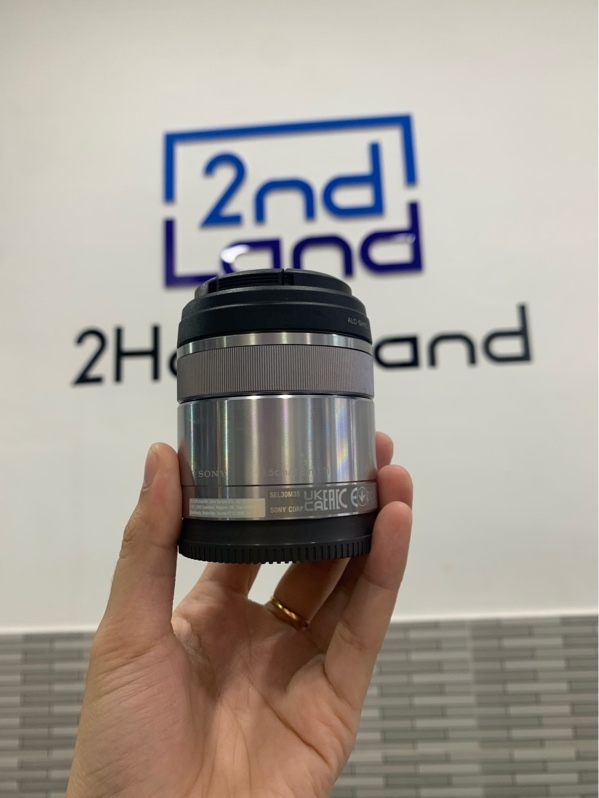 Lens Sony E - 30mm Macro F3.5 / SEL30M35 - Màu trắng - Ngoại hình: 98% - Kèm hood